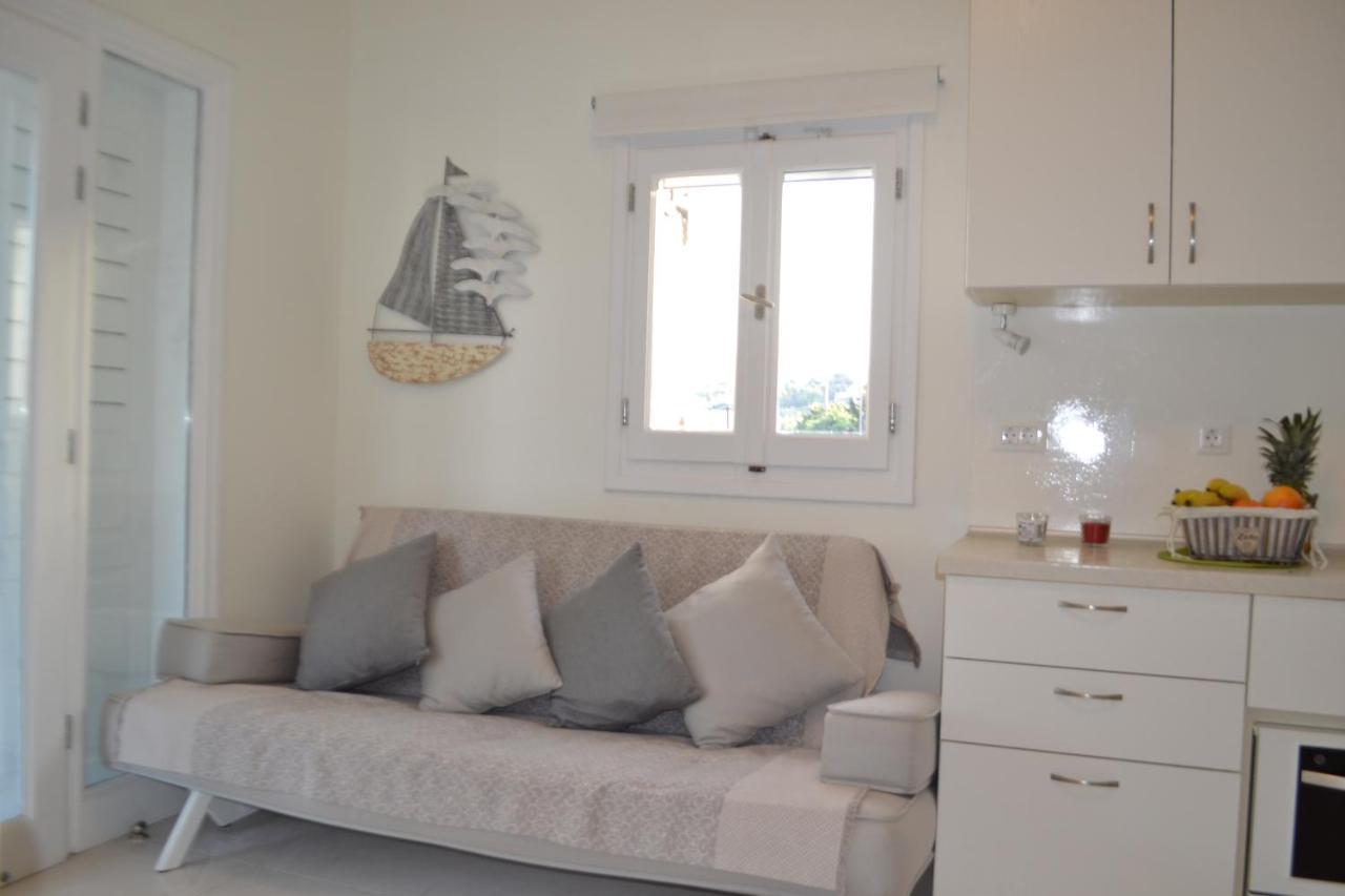 Jb Villa (Adults Only) Мессария Экстерьер фото
